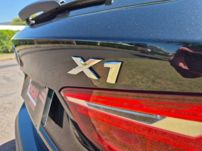 BMW - X1 - 2016/2016 - Preta - R$ 109.000,00