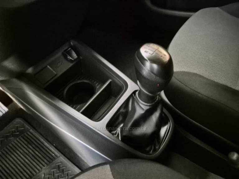 RENAULT - KWID - 2020/2021 - Branca - R$ 43.900,00