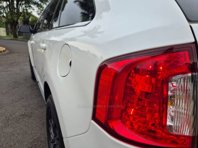FORD - EDGE - 2011/2012 - Branca - R$ 65.900,00