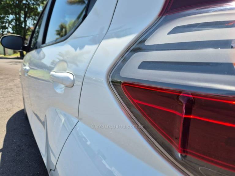 FIAT - MOBI - 2019/2020 - Branca - R$ 47.900,00