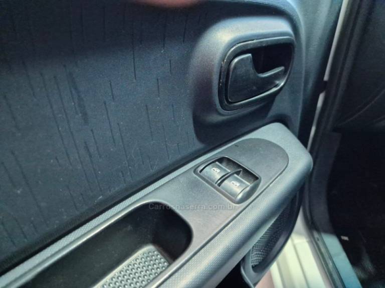 FIAT - MOBI - 2019/2020 - Branca - R$ 47.900,00