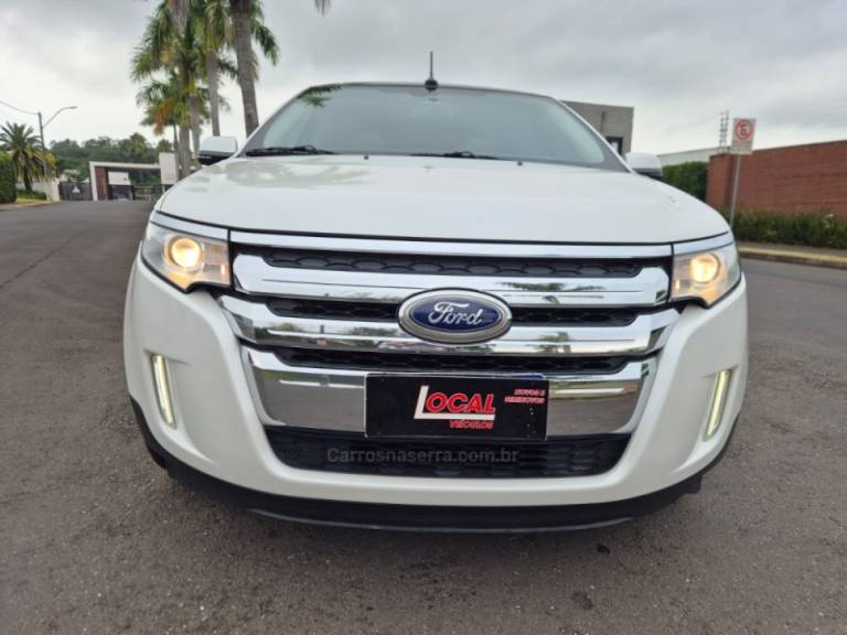 FORD - EDGE - 2011/2012 - Branca - R$ 65.900,00