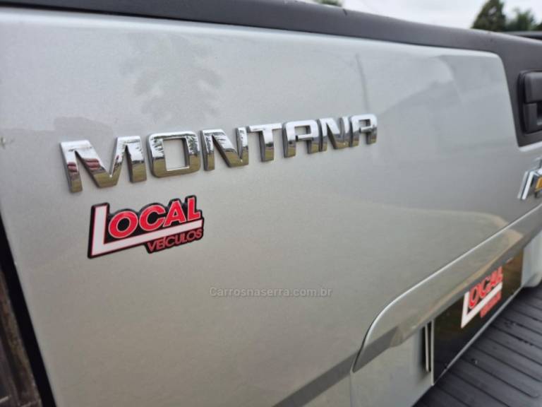CHEVROLET - MONTANA - 2013/2014 - Prata - R$ 43.900,00