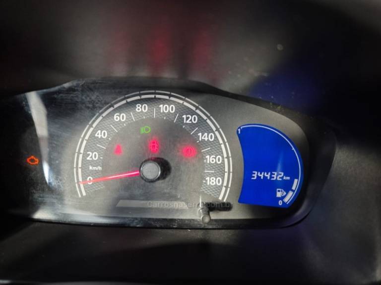 RENAULT - KWID - 2020/2021 - Branca - R$ 43.900,00