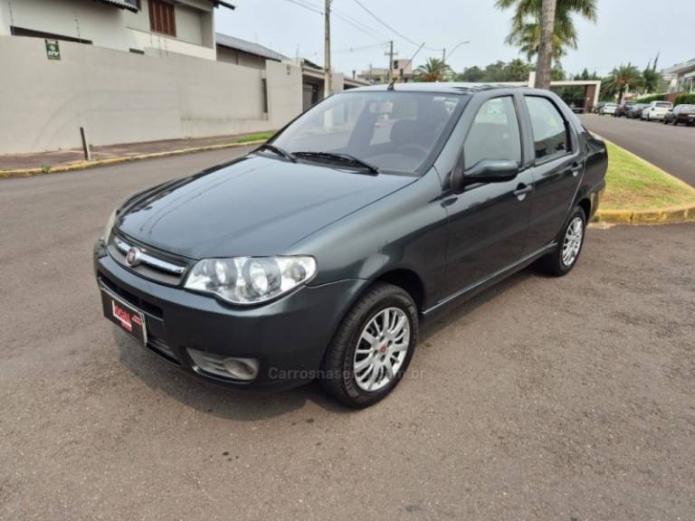 FIAT - SIENA - 2010/2011 - Cinza - R$ 28.900,00