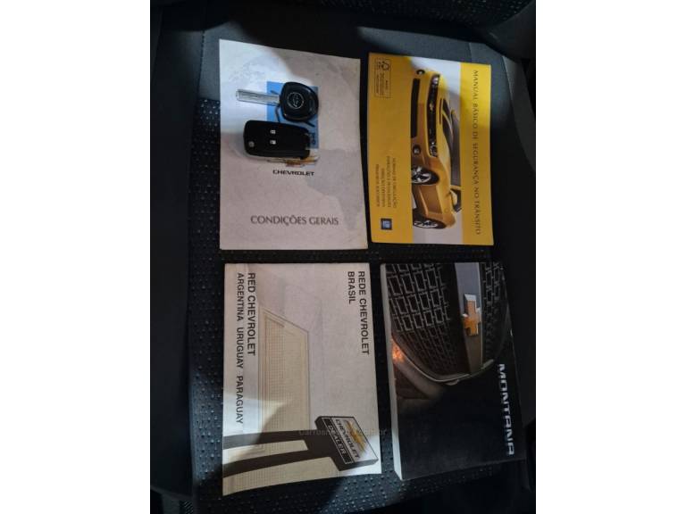 CHEVROLET - MONTANA - 2013/2014 - Prata - R$ 43.900,00