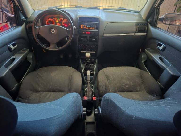 FIAT - PALIO - 2006/2006 - Branca - R$ 28.900,00