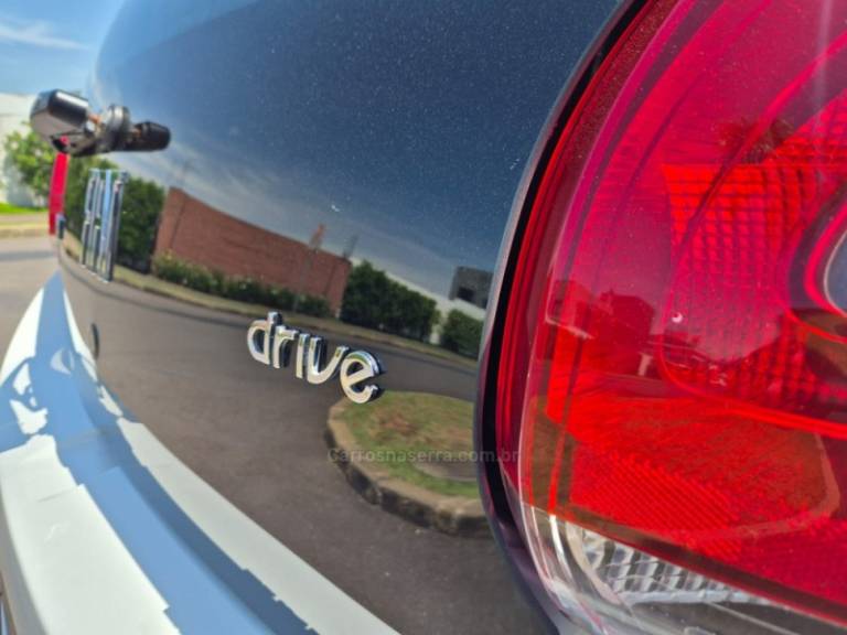 FIAT - MOBI - 2019/2020 - Branca - R$ 47.900,00