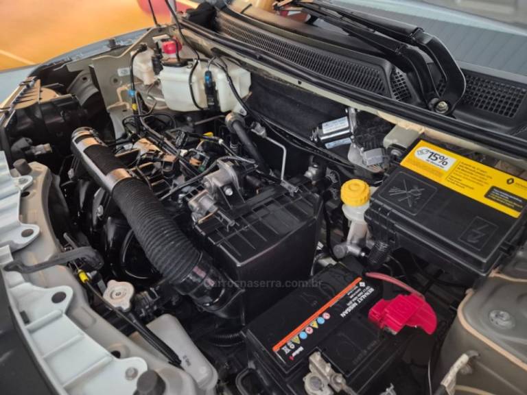 RENAULT - KWID - 2020/2021 - Branca - R$ 43.900,00