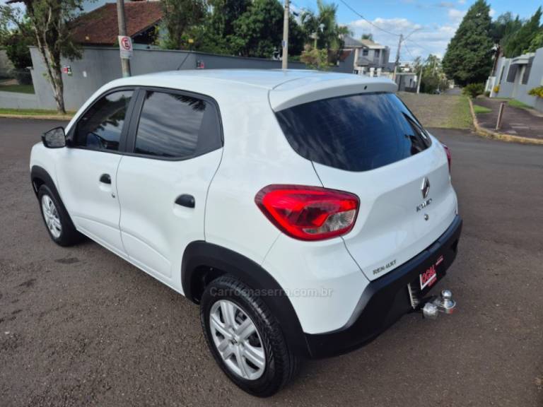 RENAULT - KWID - 2020/2021 - Branca - R$ 43.900,00